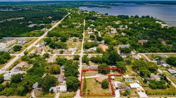 DECOSTERS ADD HARBORVIEW