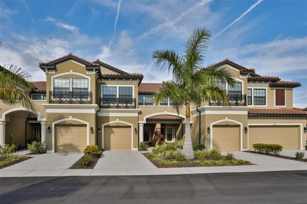 MUIRFIELD VILLAGE AT HONORE