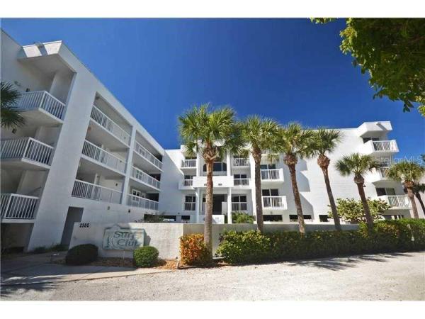 SURF CLUB ON THE GULF