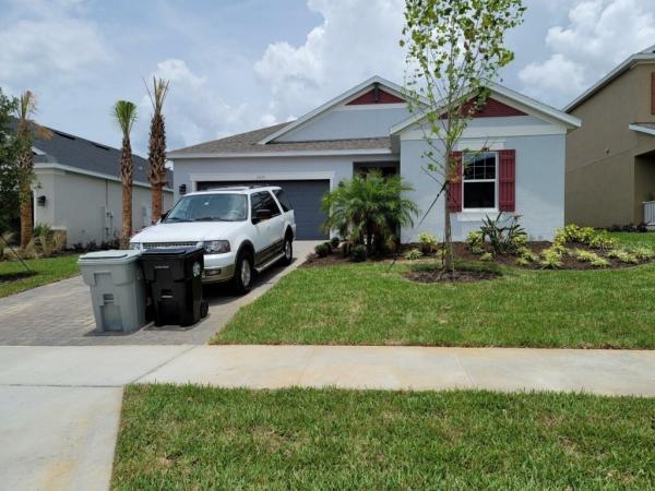 LAKESIDE PHASE 2 A REPLAT 102/43 LOT 242