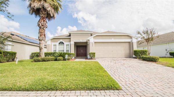 CUMBROAN LAKES RESIDENCE PH 02