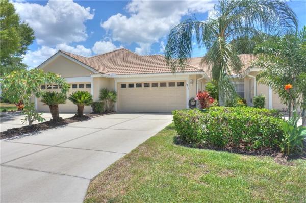 PELICAN POINTE GOLF & CNTRY CL