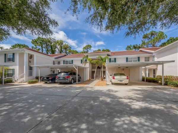 ST ANDREWS PARK THE GARDENS