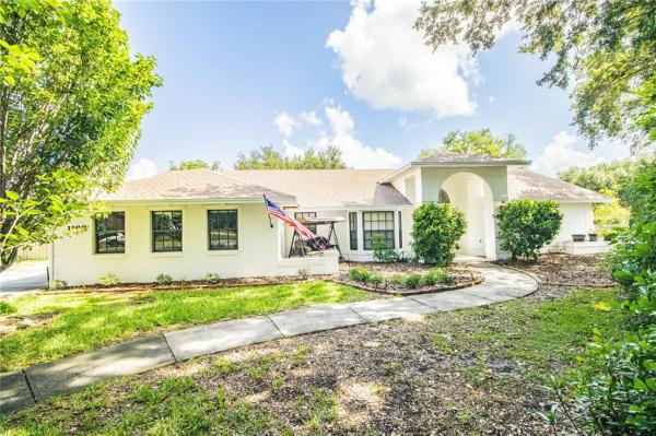 LAKE WHISTLER ESTATES