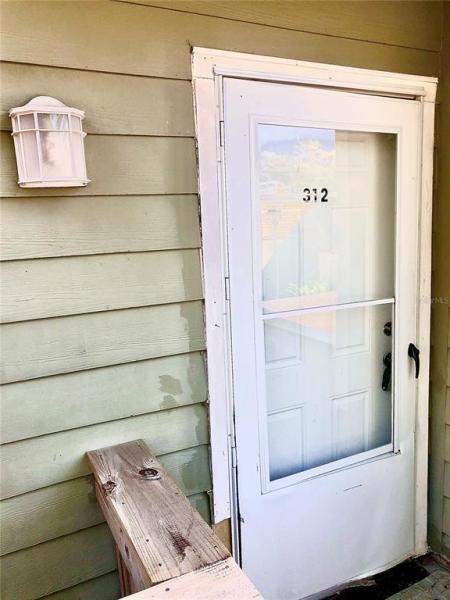 WINTER PARK WOODS CONDO