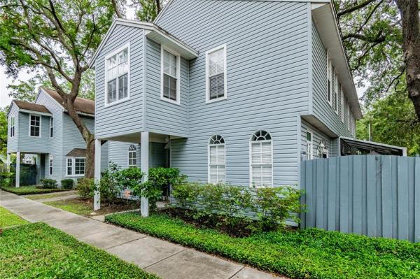 INTERBAY OAKS A CONDO