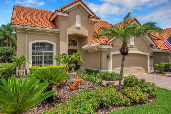 CHEVAL  BIARRITZ VILLAGE