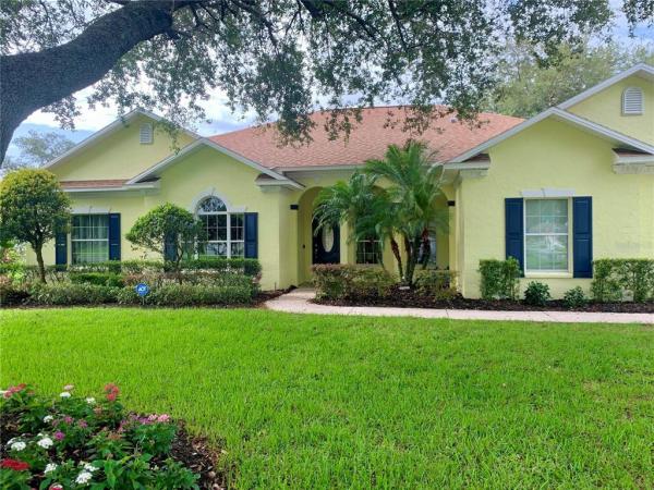 WEDGEWOOD GOLF & COUNTRY CLUB PH 01