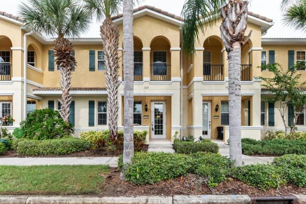 SAN MICHELE AT UNIVERSITY COMMONS