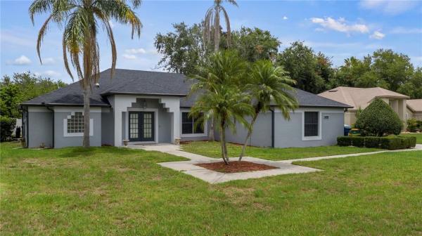 TAVARES SOUTH SHORES ON LAKE EUSTIS