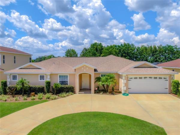 VILLAGES OF PARKWOOD