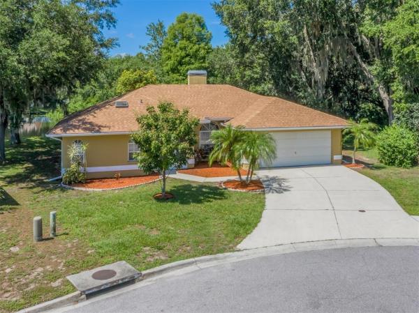 PLEASANT OAKS ESTATES