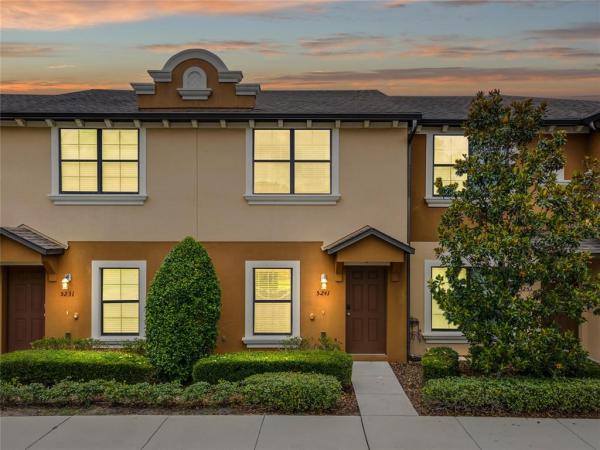 WINDSOR LAKE TWNHMS EAST