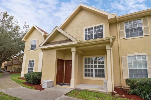 CRESCENT PLACE AT LAKE LOTUS CONDO