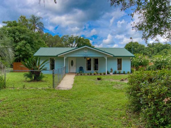 MCKEEL SUB IN DUPONT & GAUDRY