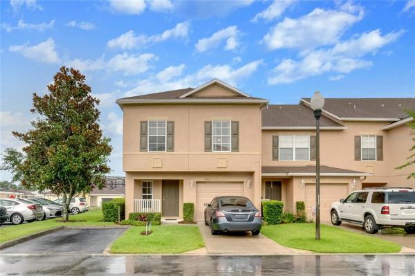 HAWTHORNE GLEN TWNHMS