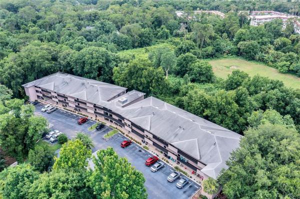 HAWAIIAN A CONDO - ORCHID SPRINGS