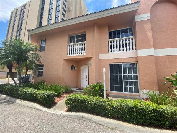 NORTH SHORE LANDINGS