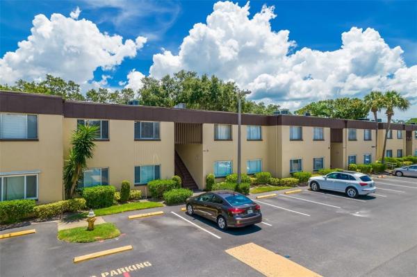 ST ANDREWS COVE CONDO