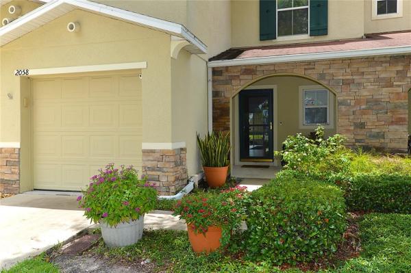 SUNSET POINTE TWNHMS