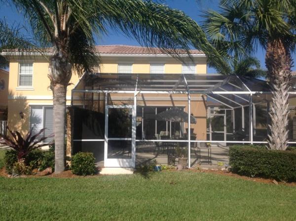 ISLES OF SARASOTA UNIT 1