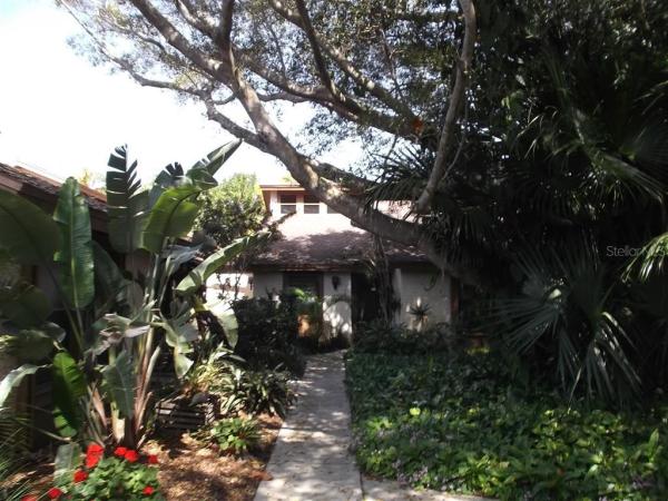 PINE BAY FOREST CONDO