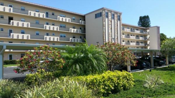 IRONWOOD SEVENTH CONDO OR678/184