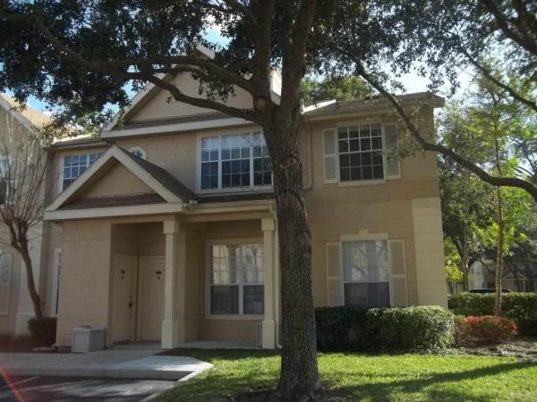 CRESCENT PLACE AT LAKE LOTUS CONDO