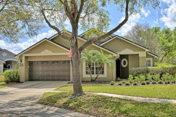 HEATHROW/CARRINGTON PARK