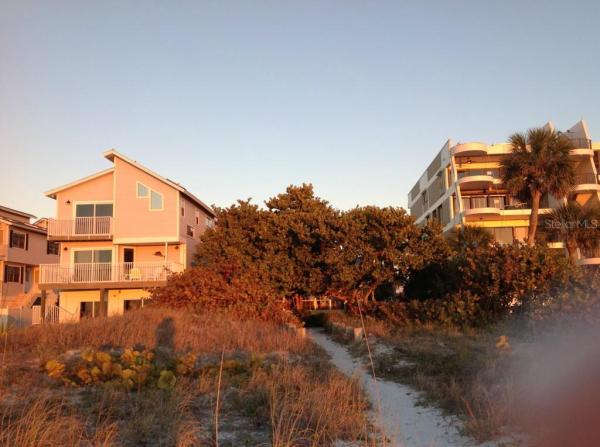 INDIAN ROCK SOUTH SHORE