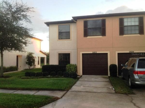 EDGEWATER AT LAKE BRANDON