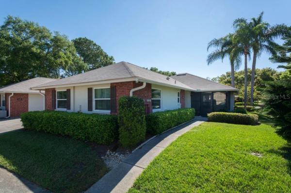 SCOTSDALE CLUSTER CONDO