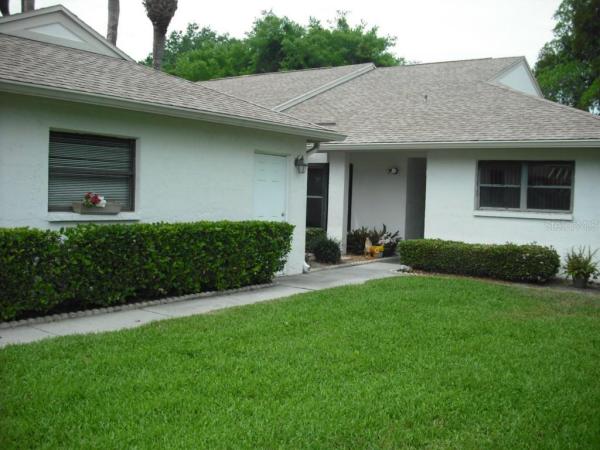 GOLF VIEW VILLAS CONDO 01