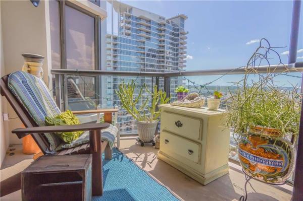 BAYFRONT TOWER CONDO