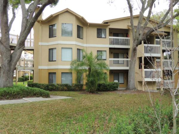 BELLEAIR VILLAGE CONDO