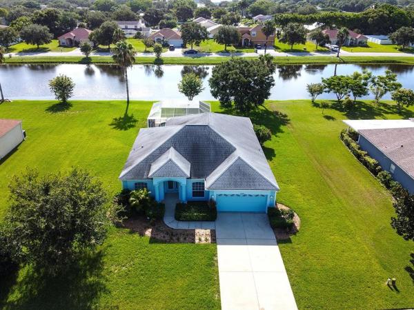 PALMETTO LAKE ESTATE