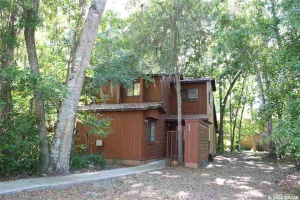 Rockwood Villas - Condo