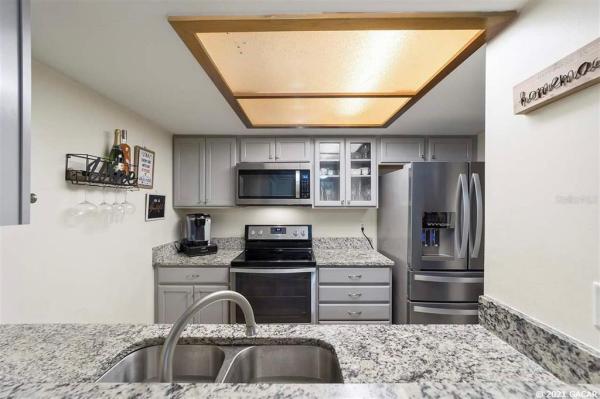 Rockwood Villas - Condo