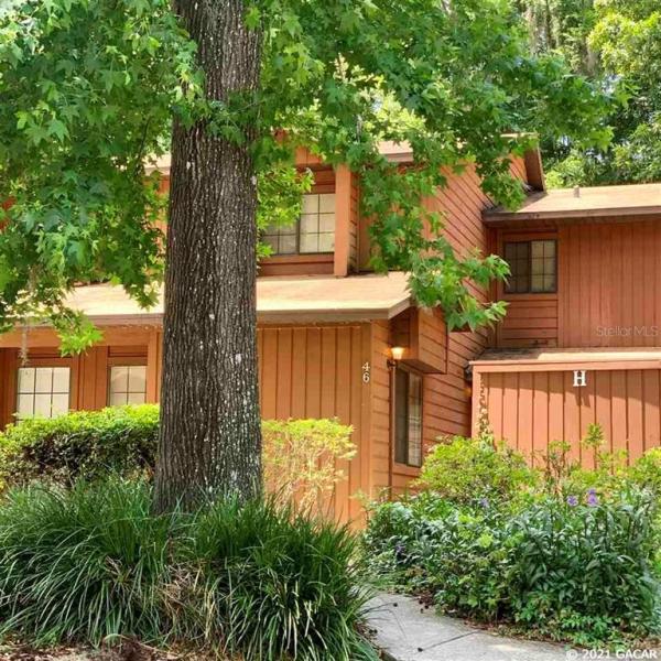 Rockwood Villas - Condo