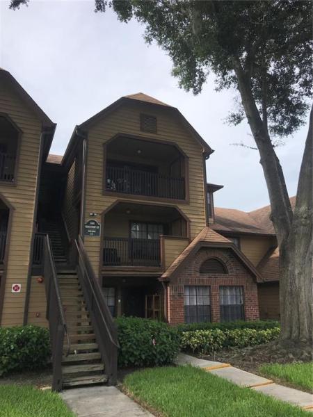 LAKEWOOD PARK A CONDO