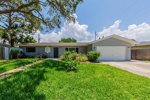 PHILLIPPI GARDENS 03