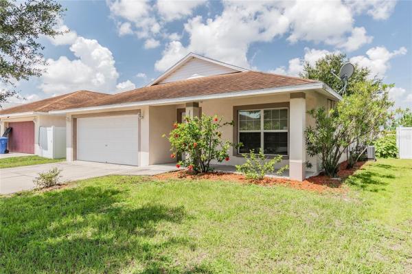 HIDDEN CREEK AT WEST LAKE