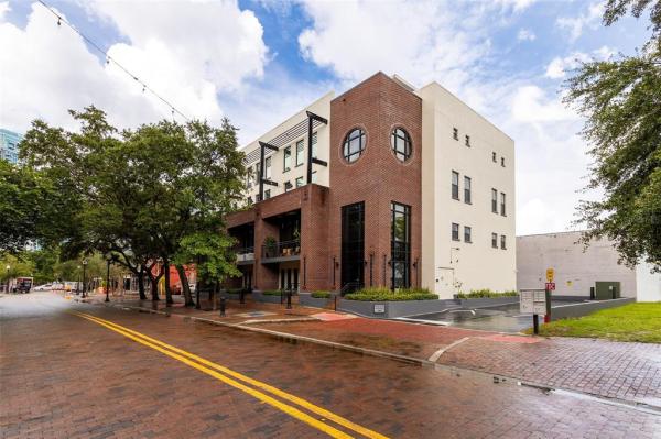 FRANKLIN STREET CITY LOFTS