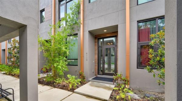 CARROLLWOOD CROSSINGS 2