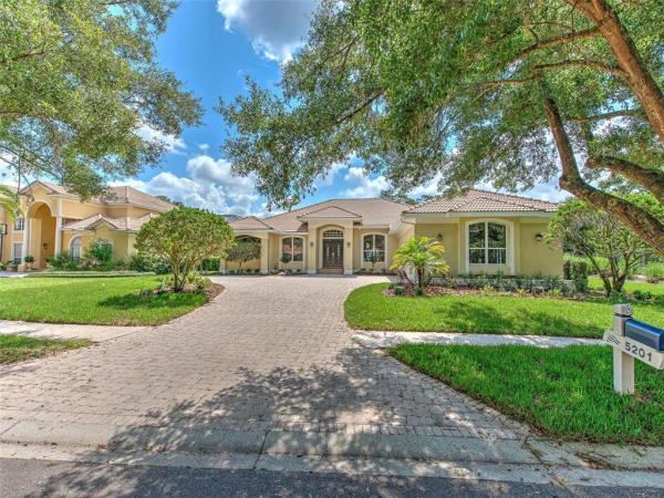 RIVER HILLS COUNTRY CLUB PARCE