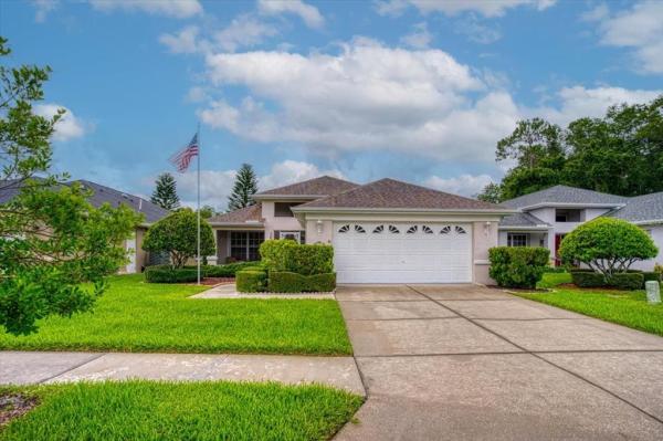 WYNDTREE VILLAGE 11 12