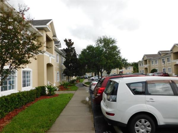 VILLAGES OF BLOOMINGDALE CONDO 2