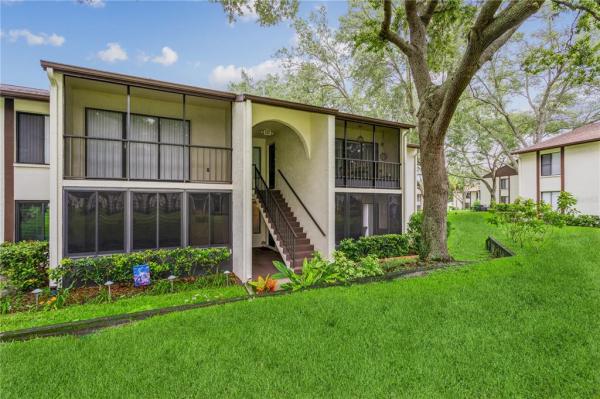 PINE RIDGE AT PALM HARBOR