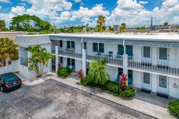 SUNSET PLAZA EAST APTS CONDO