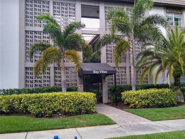 BAY VILLAS CONDO